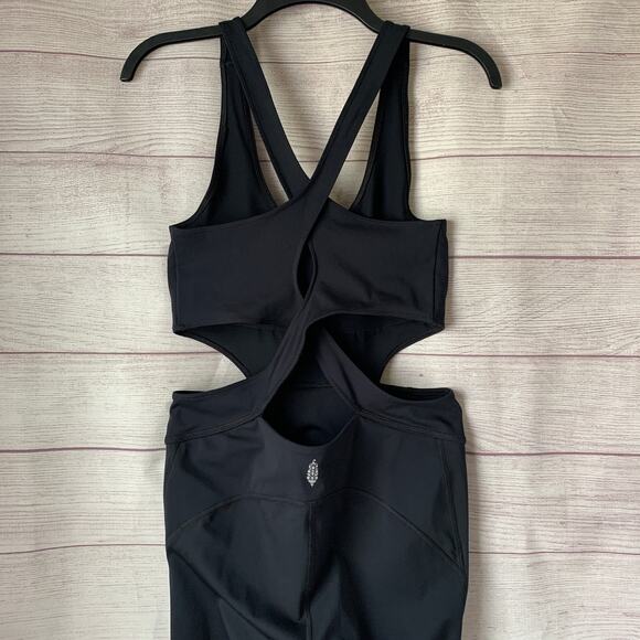 Free People Movement Black One-Piece Athletic Jumpsuit Crisscross Back Size M - Picture 6 of 12